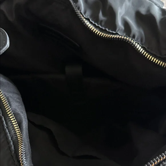 Adrienne Vittadini Quilted Black Backpack Bag - Picture 5 of 6